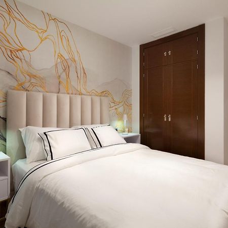 Inmalaga Uncibay Square 2 Apartment Ngoại thất bức ảnh