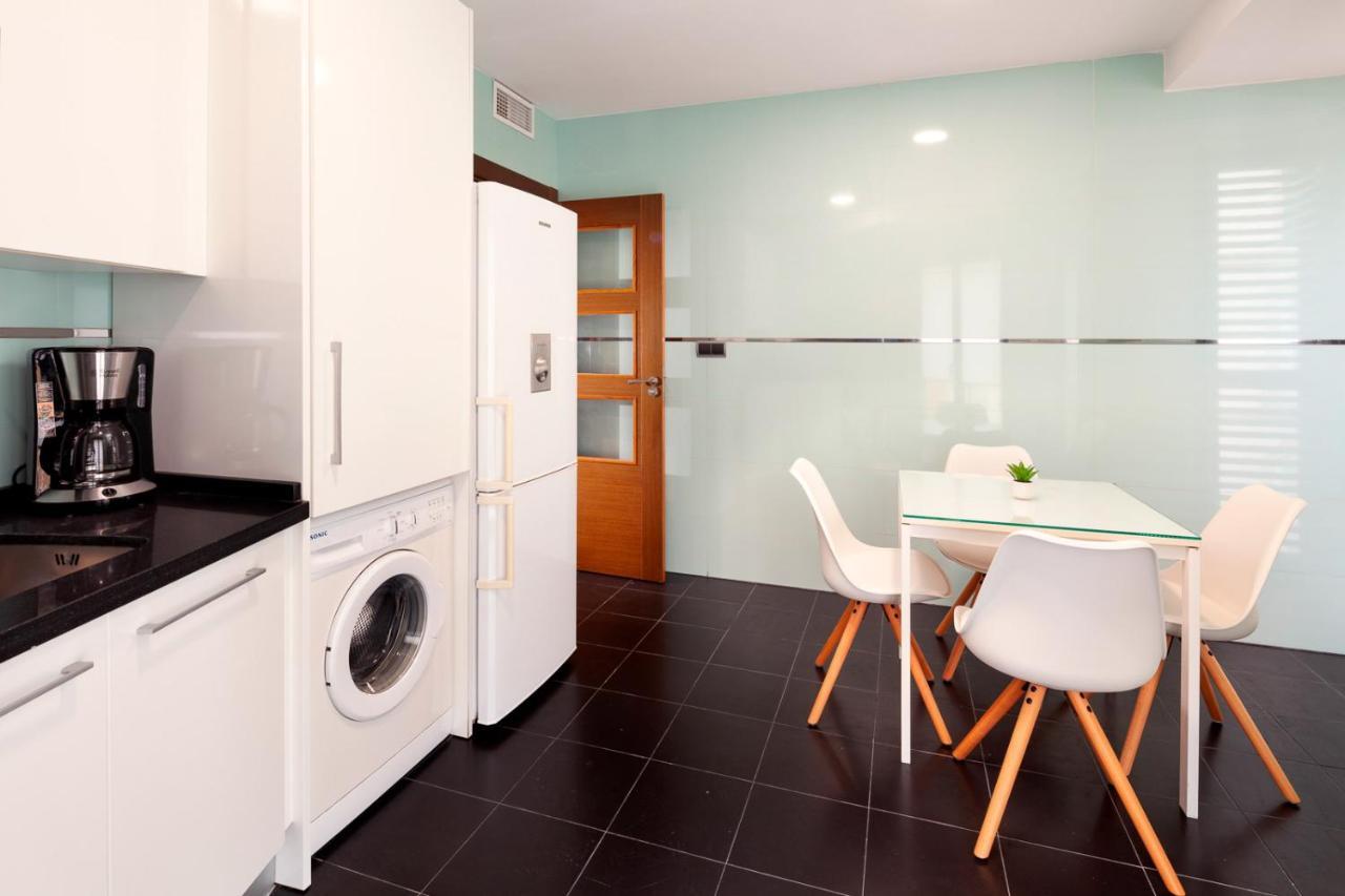 Inmalaga Uncibay Square 2 Apartment Ngoại thất bức ảnh