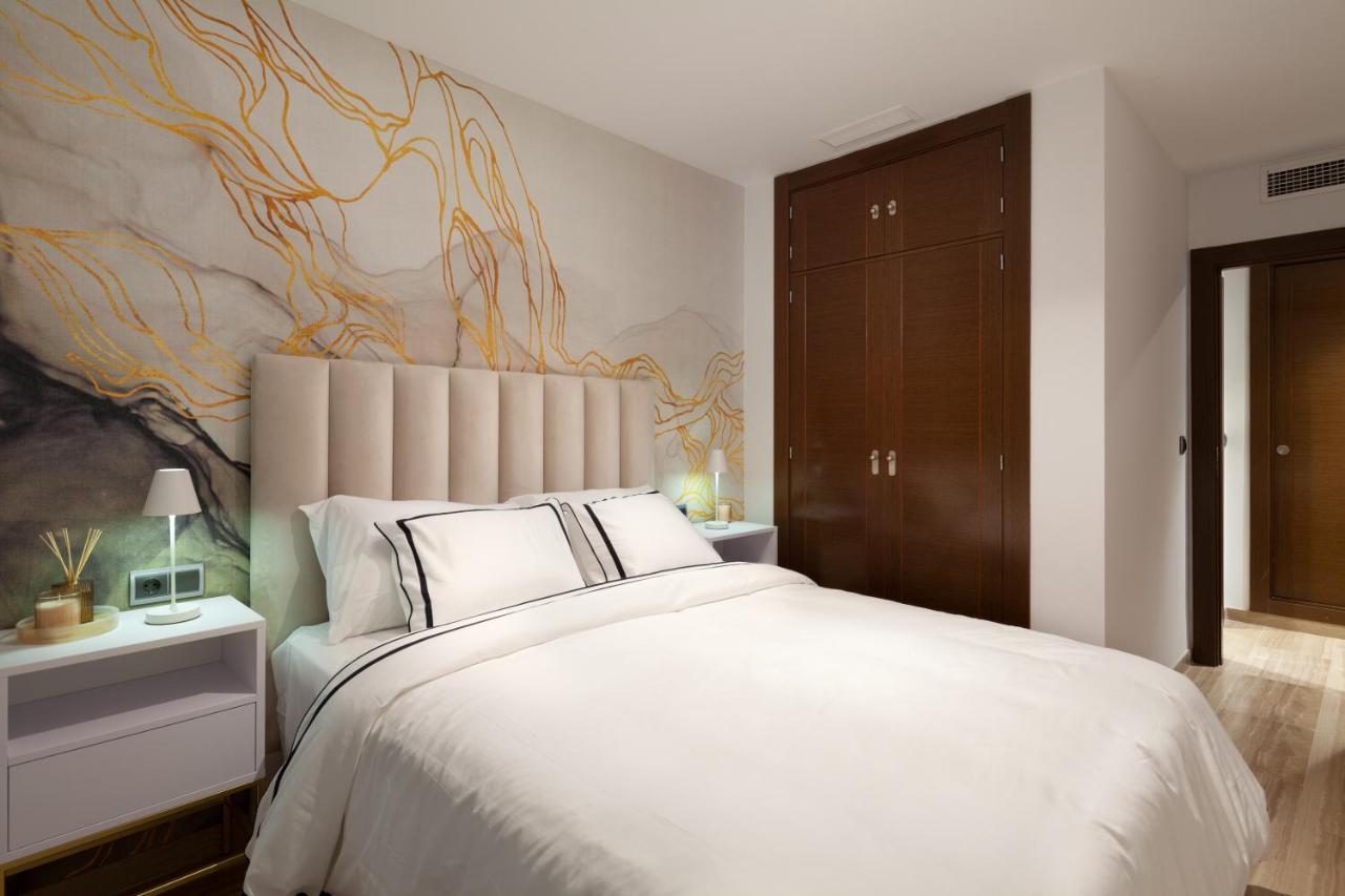 Inmalaga Uncibay Square 2 Apartment Ngoại thất bức ảnh